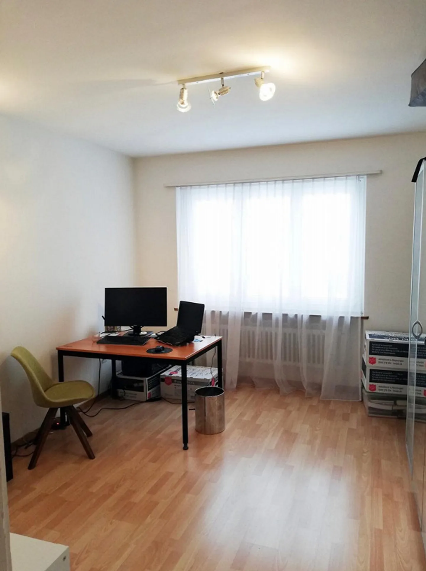 Chambre calme à Zug – Idéale pour les professionnels qui voyagent souvent - Photo 2 sur 5