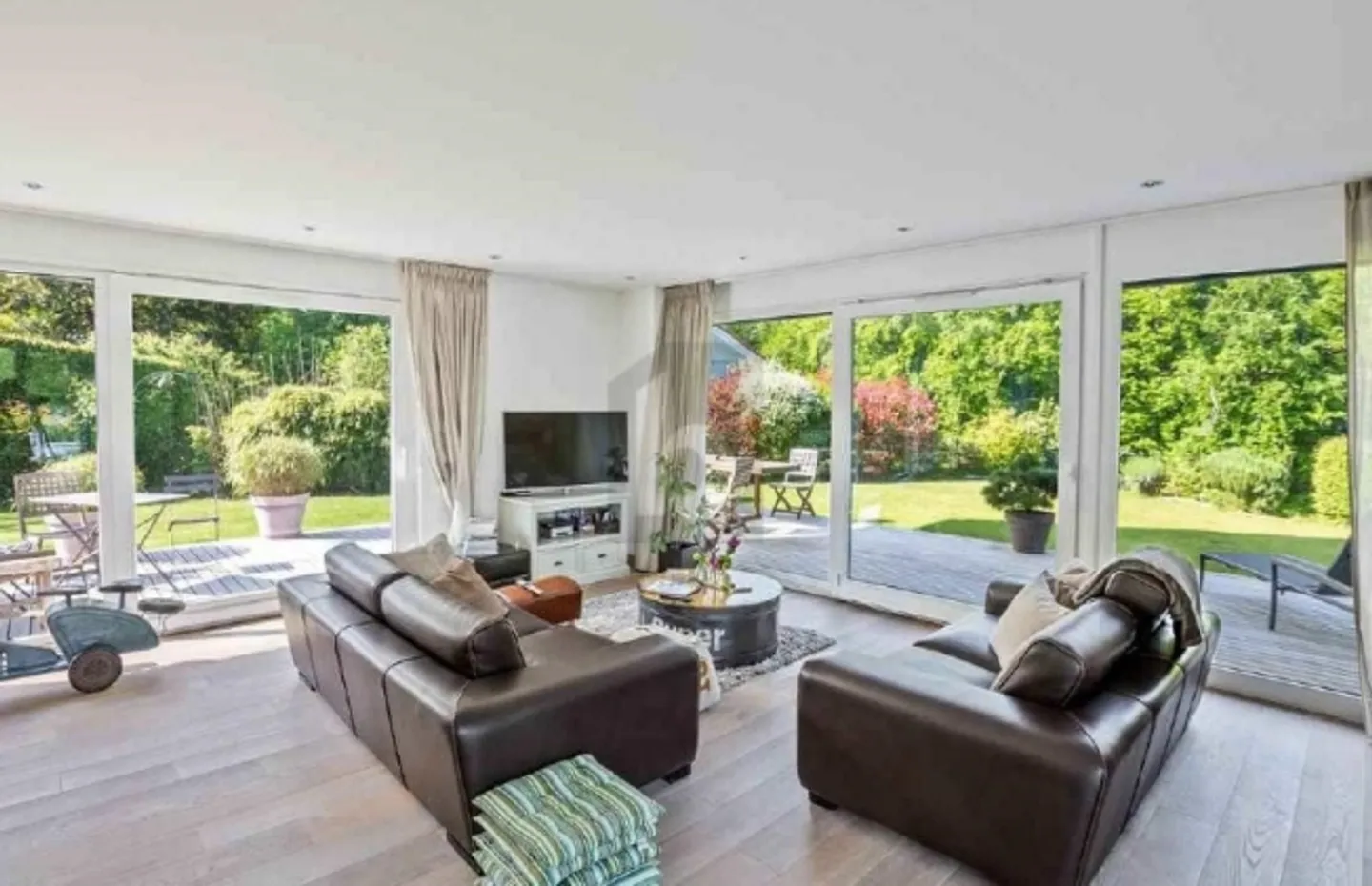 «MAGNIFIQUE SPACIEUSE AVEC GRAND JARDIN» - Photo 2 sur 6