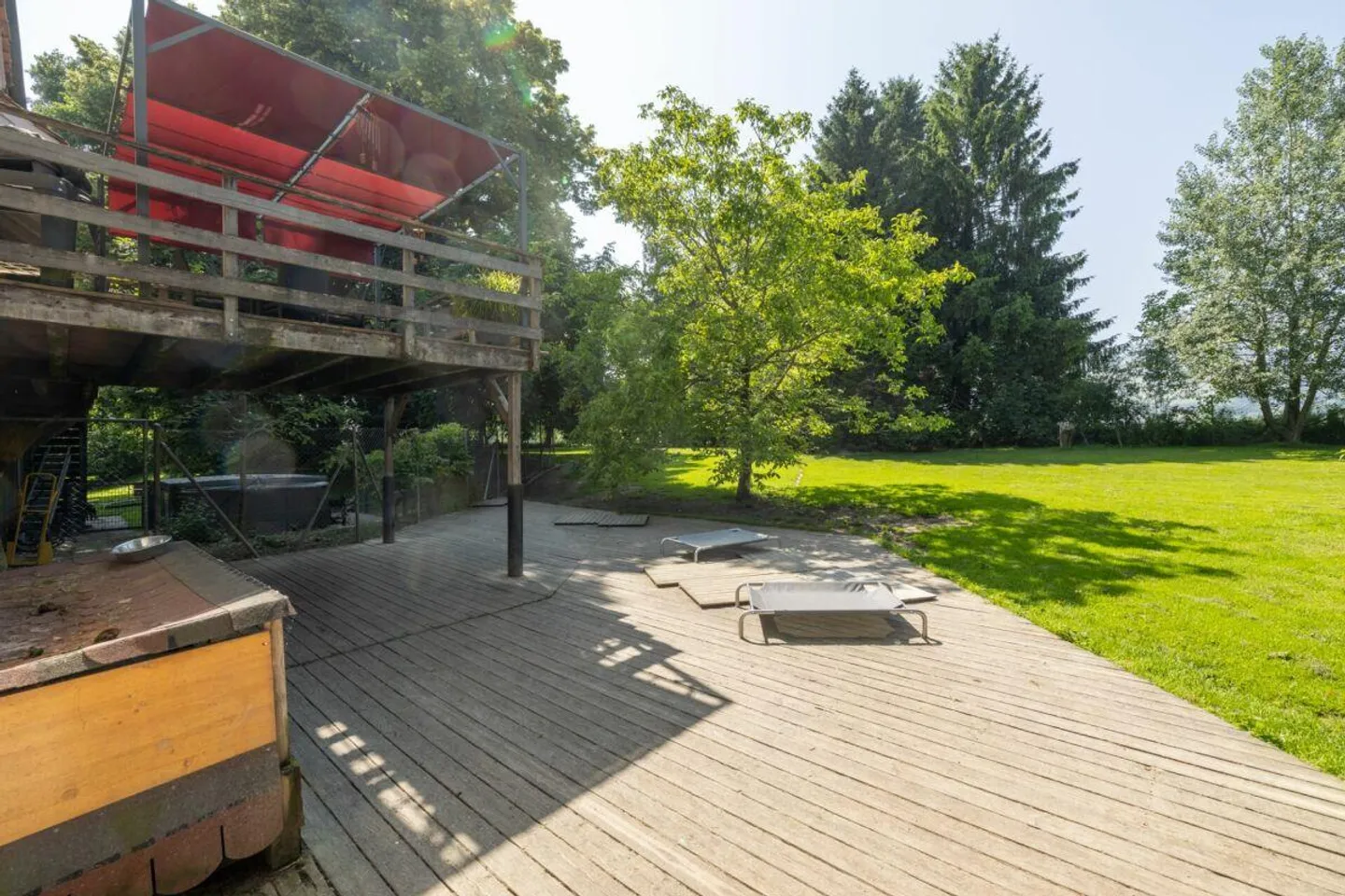 Unique 6.5-room country house with a separate apartment and commercial spaces - Photo 20 of 24