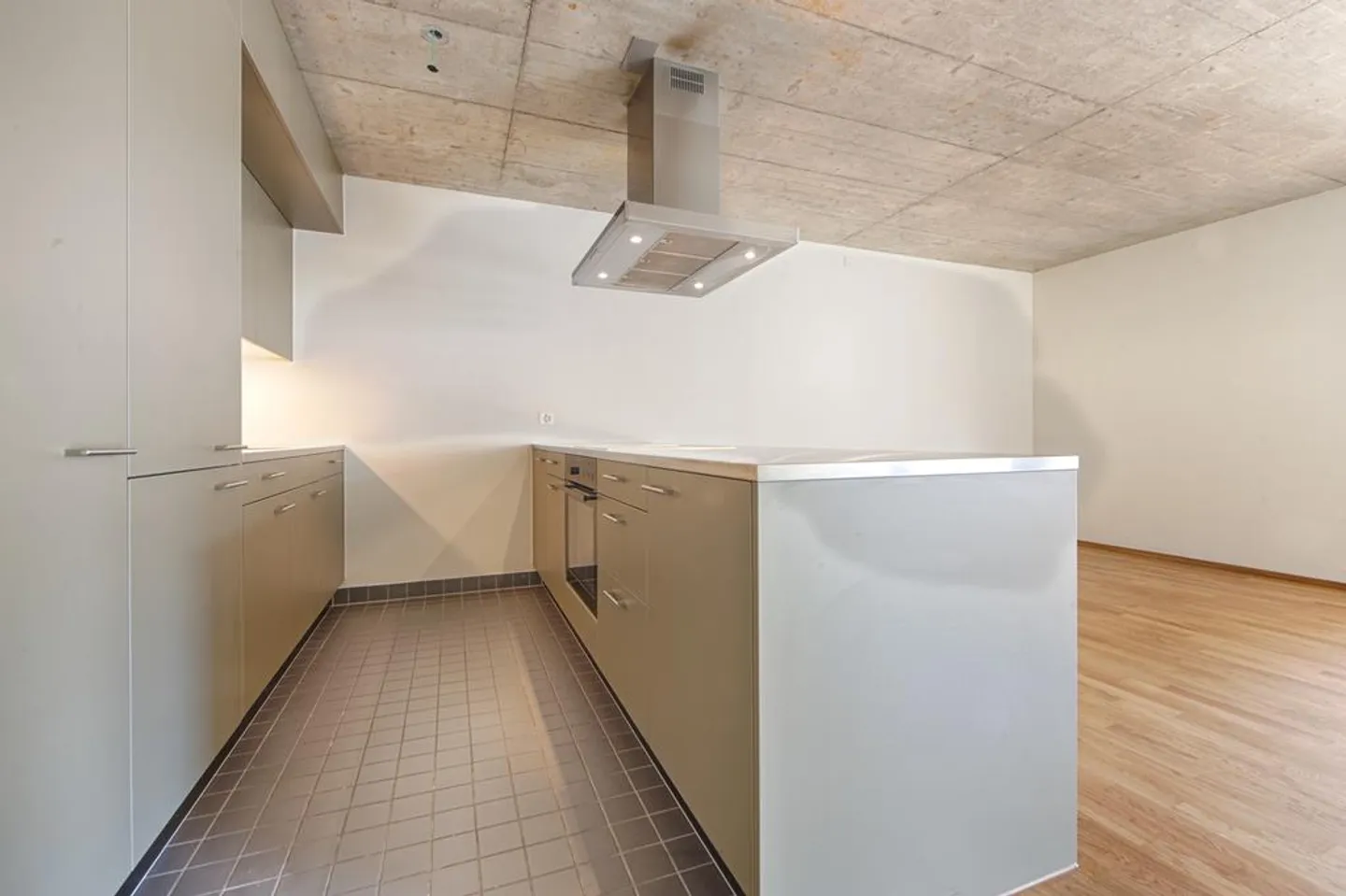 RENT WITHOUT DEPOSIT - Plenty of space for relaxation from the hectic everyday life - Photo 2 of 9