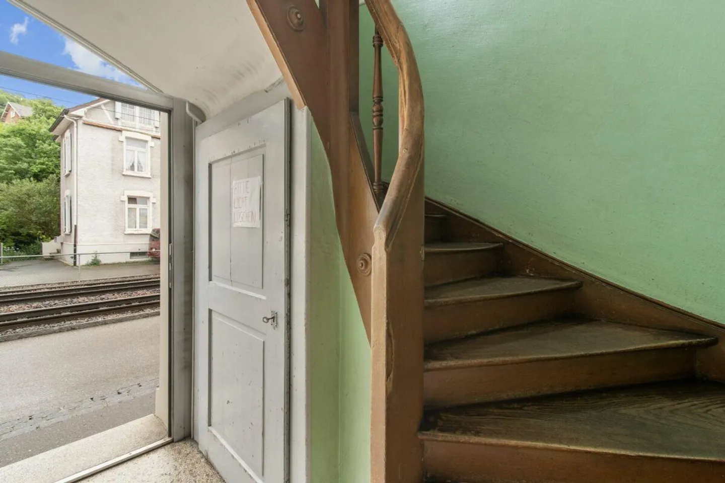 Renovation-Required Multi-Family House with Various Uses - Photo 3 of 14