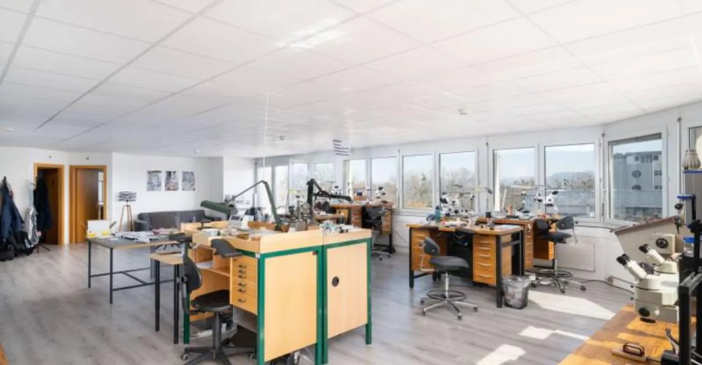 Büro 5,5 Zimmer - Foto 5 von 12