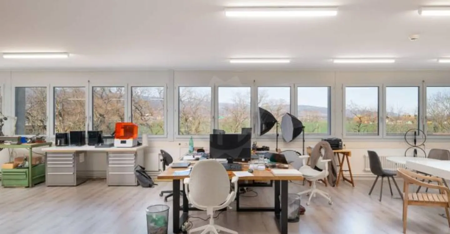 Büro 5,5 Zimmer - Foto 9 von 12