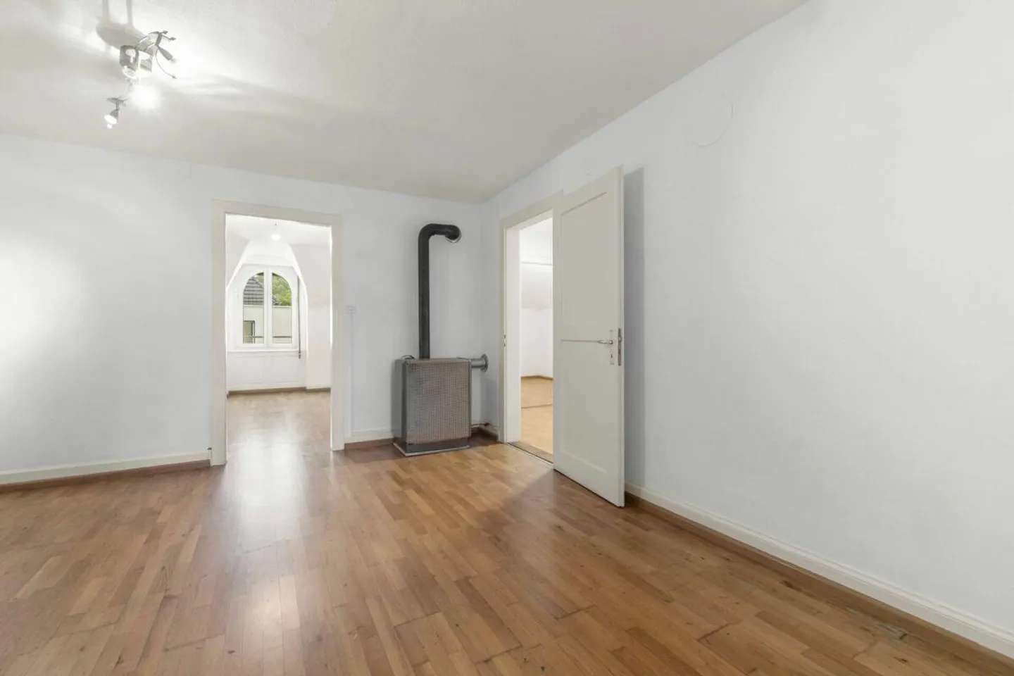 Renovation-Required Multi-Family House with Various Uses - Photo 12 of 14