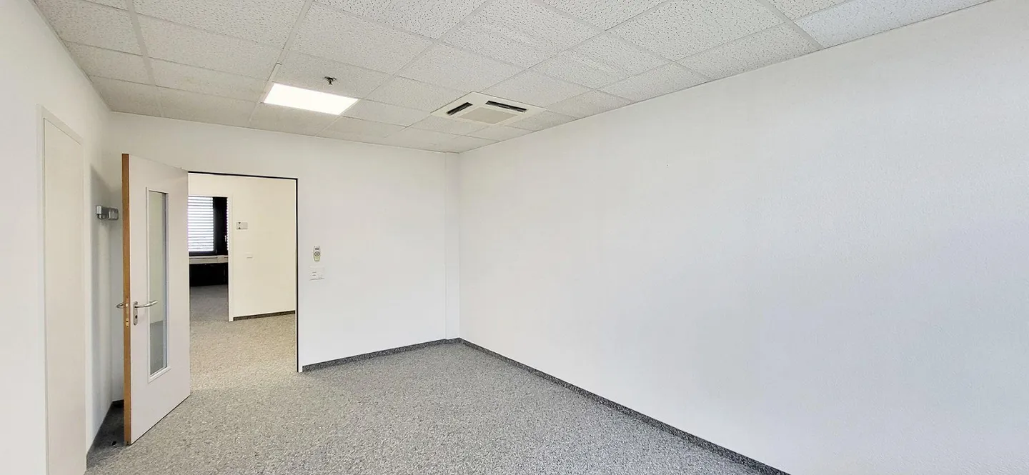 606 m² di uffici nel campus di Mägenwil! - Foto 12 di 13
