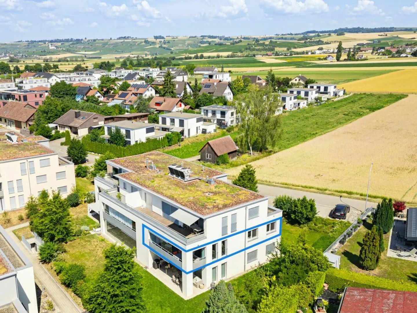 APPARTEMENT MODERNE RÊVE À UN EMPLACEMENT PARFAIT À NEUNKIRCH - Photo 1 sur 22