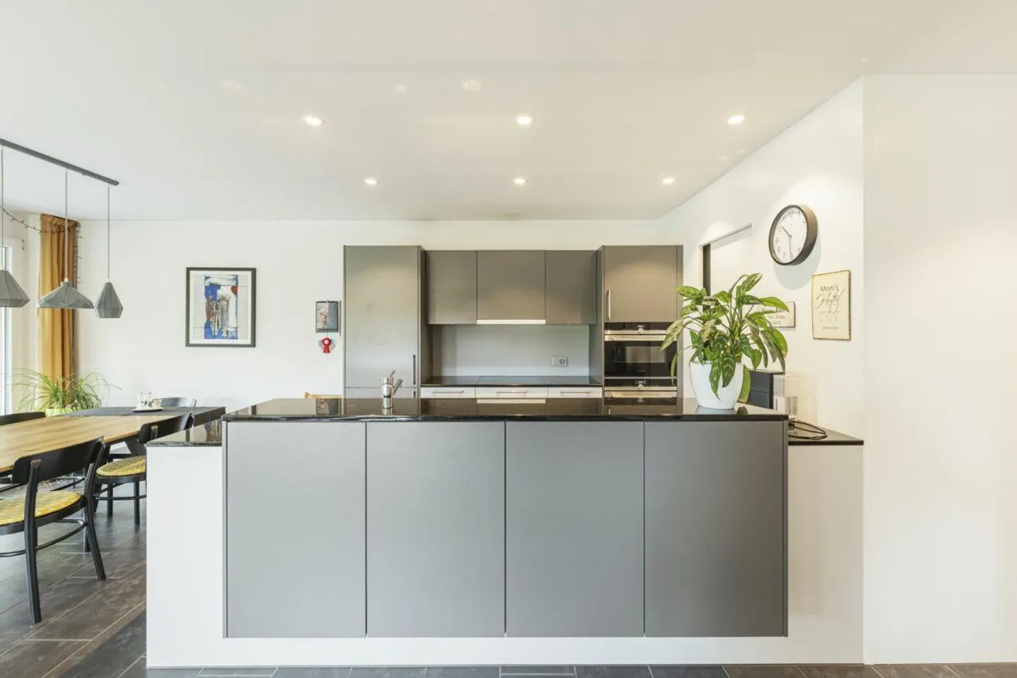 APPARTEMENT MODERNE RÊVE À UN EMPLACEMENT PARFAIT À NEUNKIRCH - Photo 8 sur 22