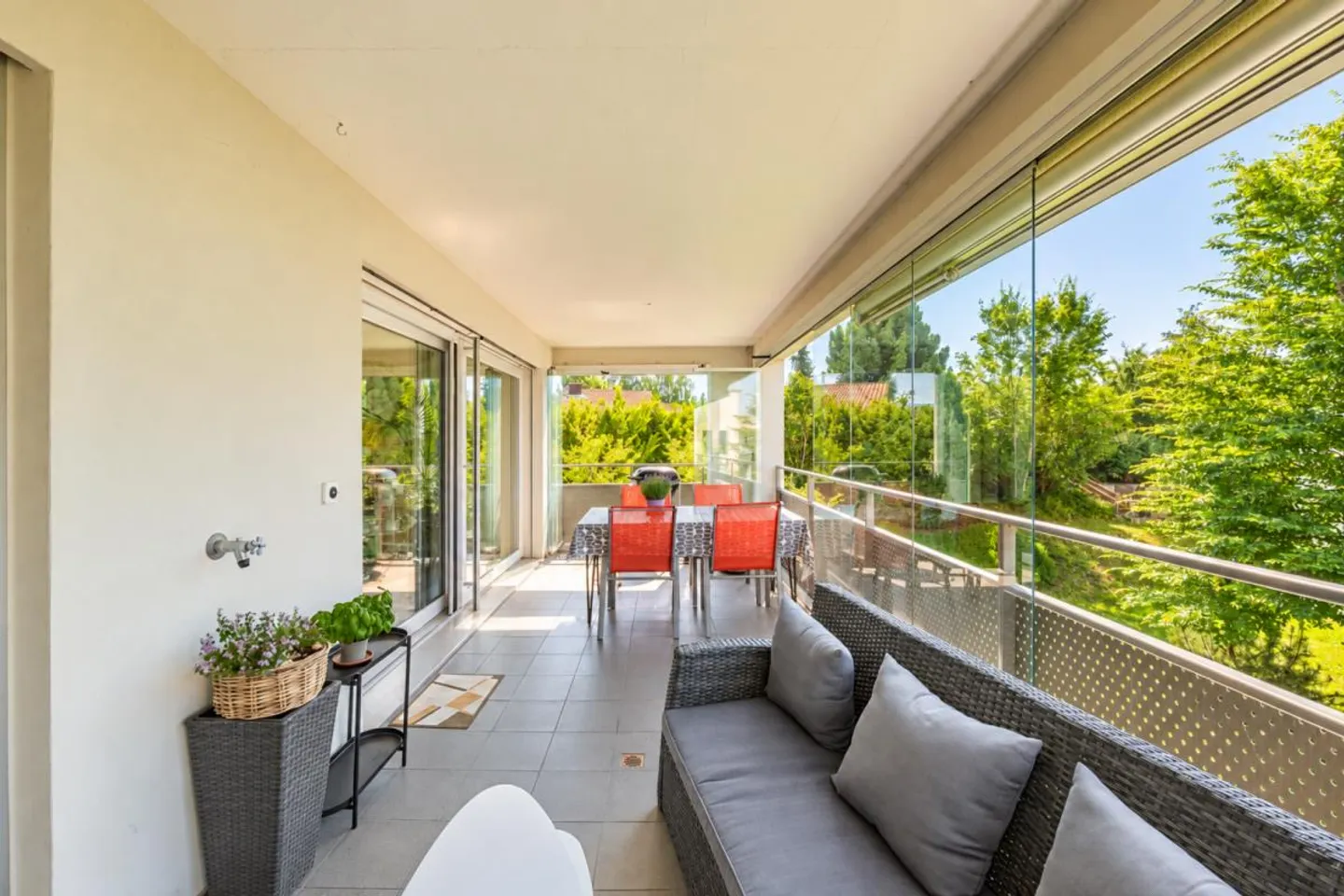 APPARTEMENT MODERNE RÊVE À UN EMPLACEMENT PARFAIT À NEUNKIRCH - Photo 4 sur 22