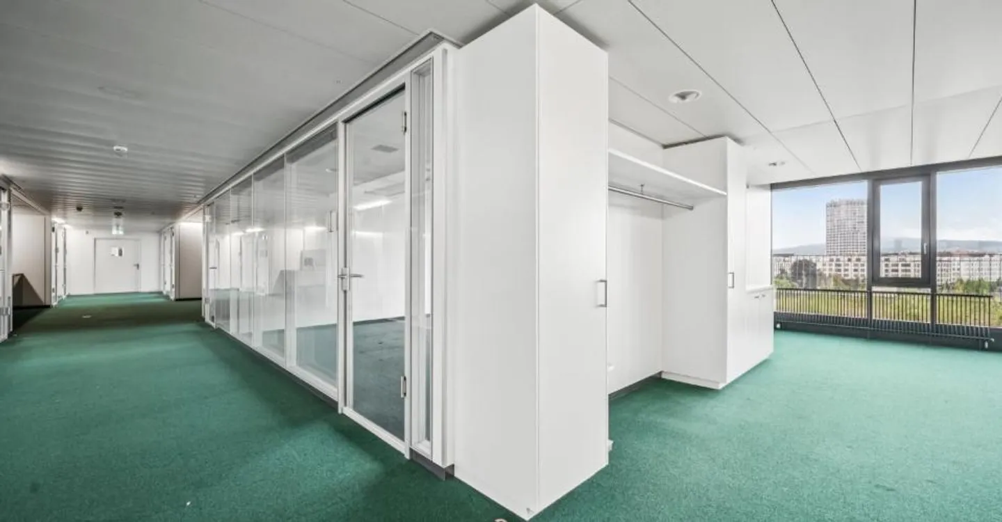 Modernes Büro mit Weitblick - Foto 8 von 11
