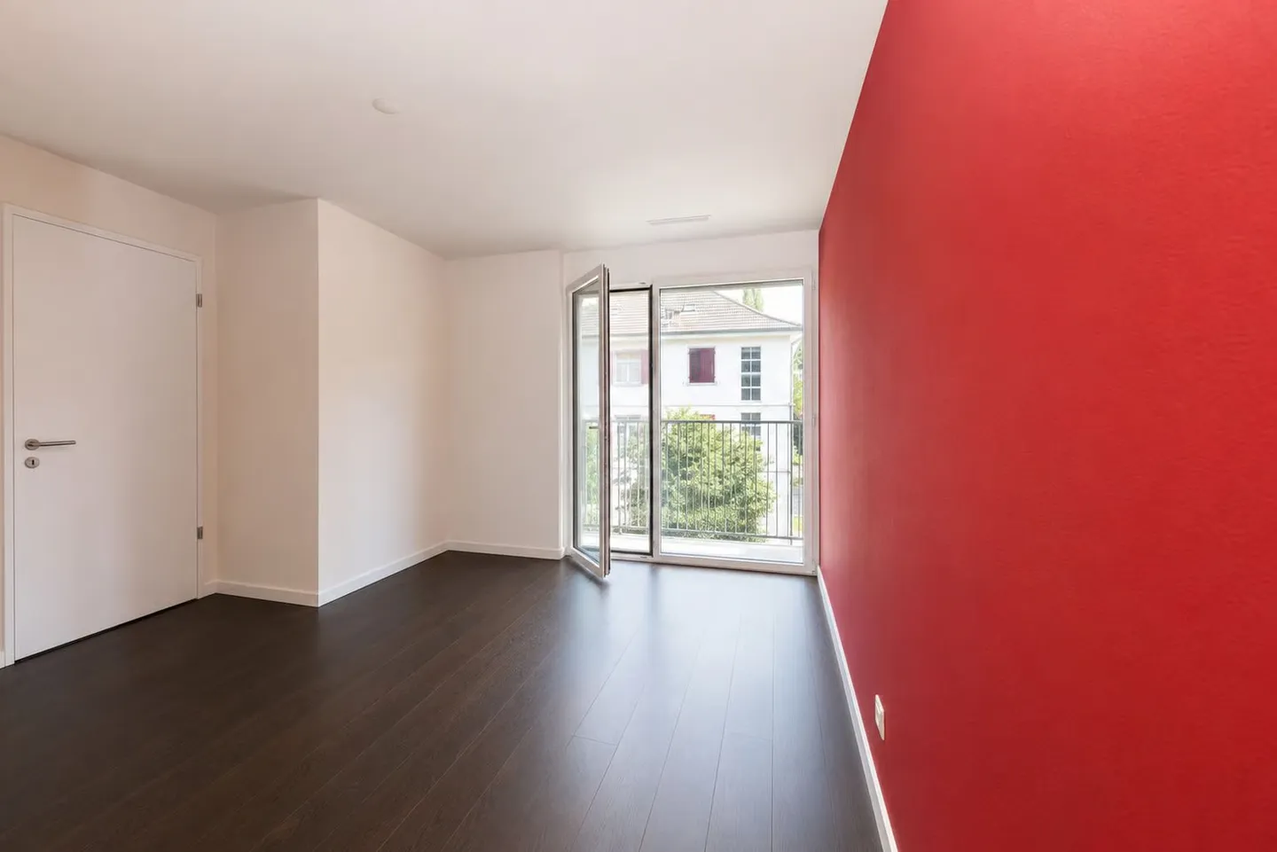 Exklusive 3.5-Zimmer-Wohnung auf Eigentumsstandard in Zürich-Schwamendingen - Foto 8 von 12