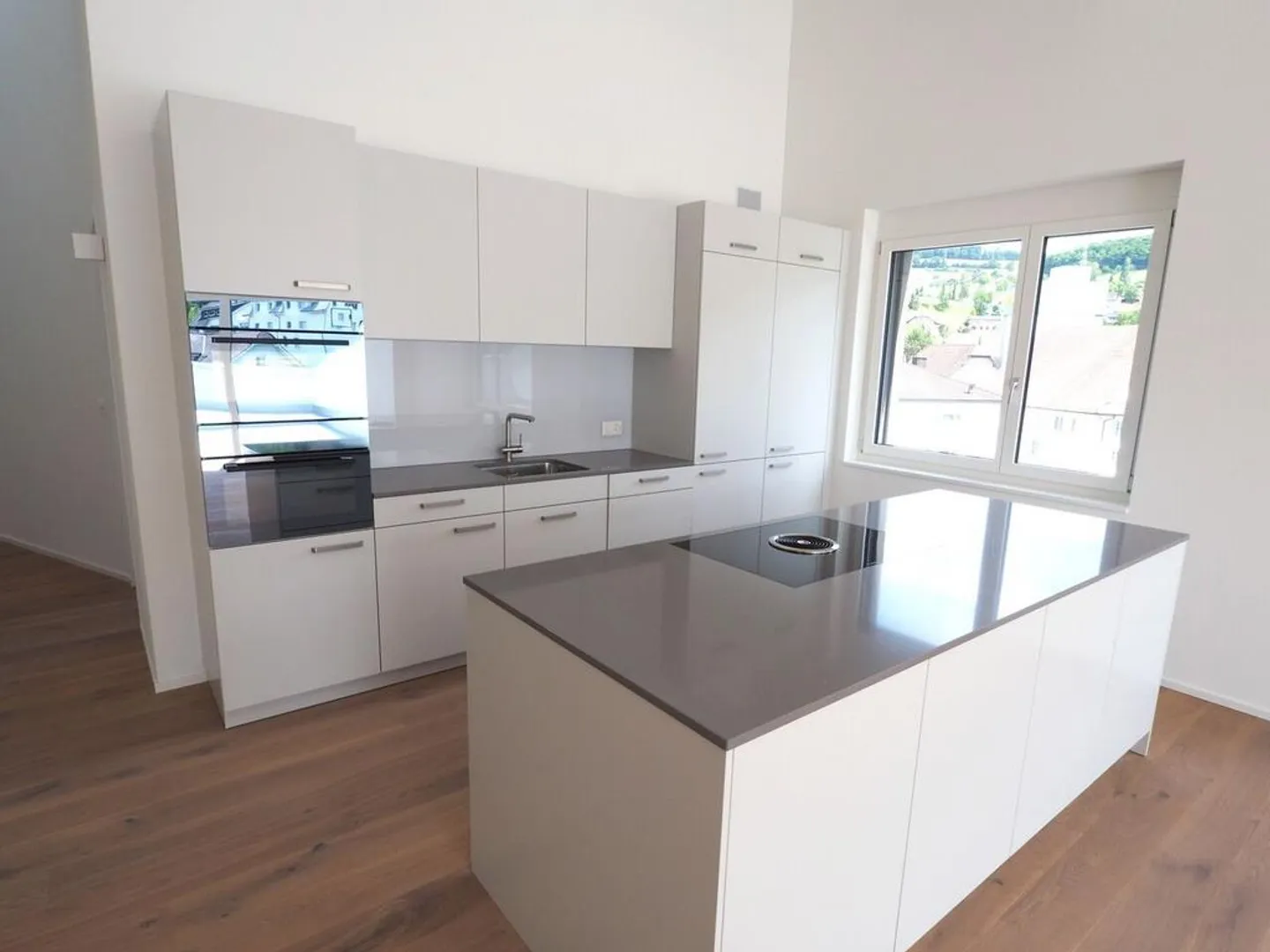 Appartement 3.5 pièces - Votre nouveau chez-vous vous attend - Photo 2 sur 8