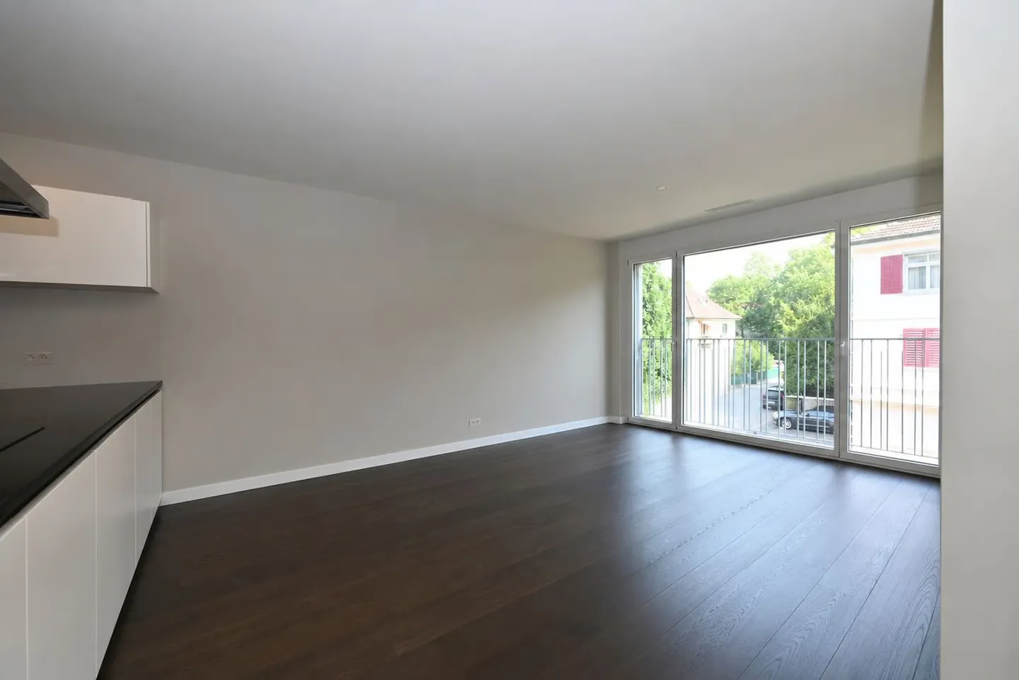 Exklusive 3.5-Zimmer-Wohnung auf Eigentumsstandard in Zürich-Schwamendingen - Foto 6 von 12