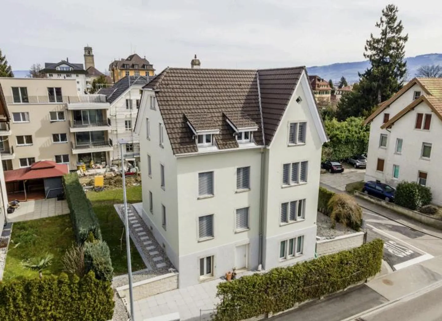 Freshly renovated 2.5-room apartment on the 1st basement in Arbon - Photo 1 of 8