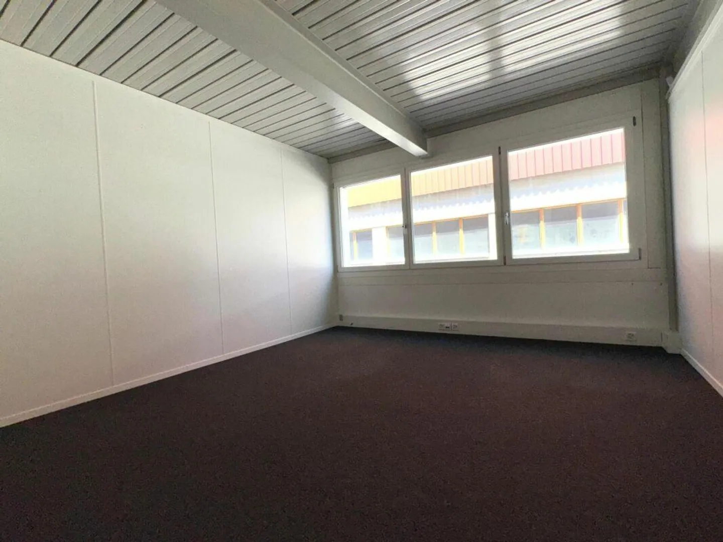 Moderne Bürofläche mit Top-Anbindung in Aadorf - Foto 7 von 12