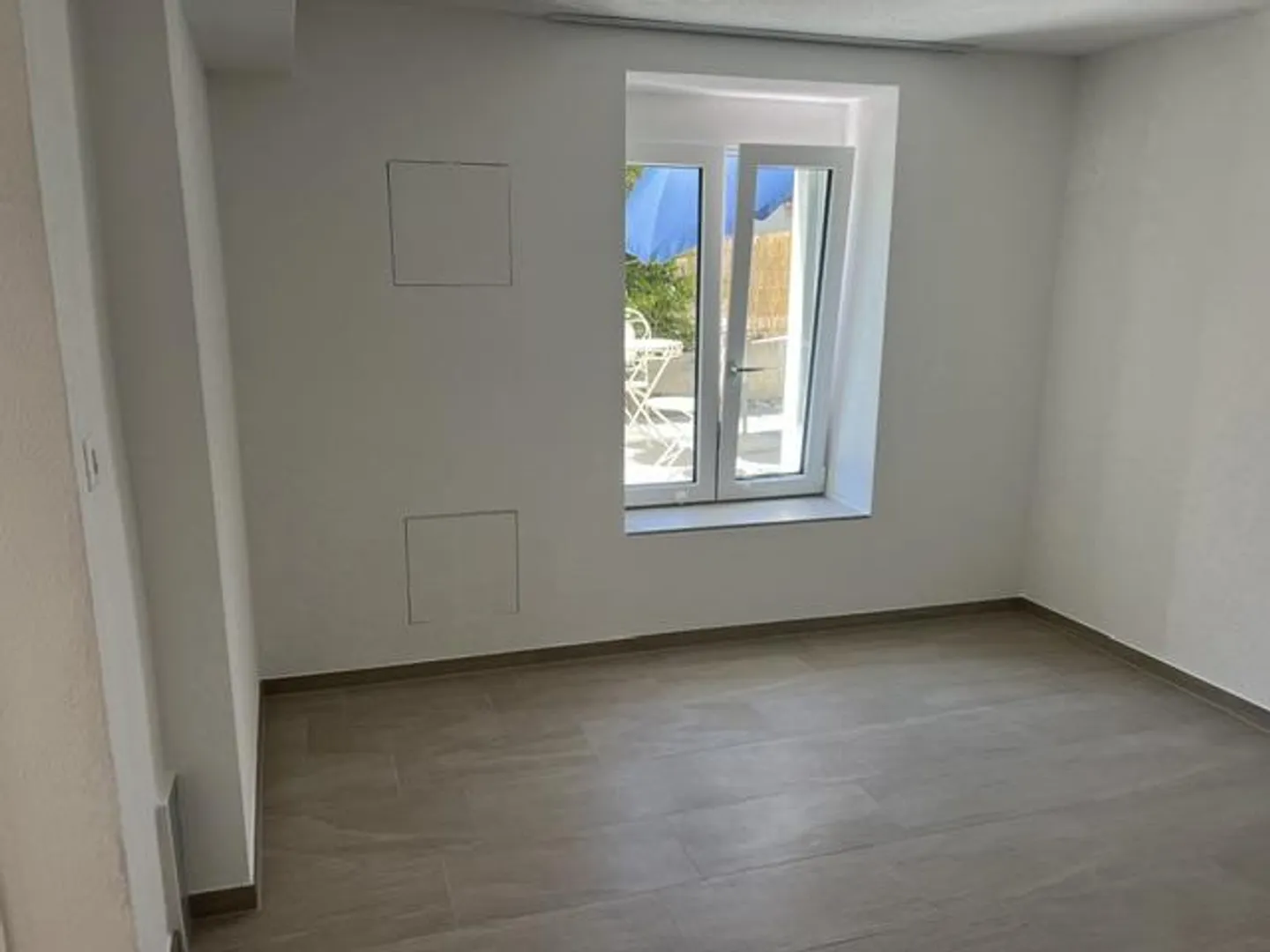 Freshly renovated 2.5-room apartment on the 1st basement in Arbon - Photo 7 of 8