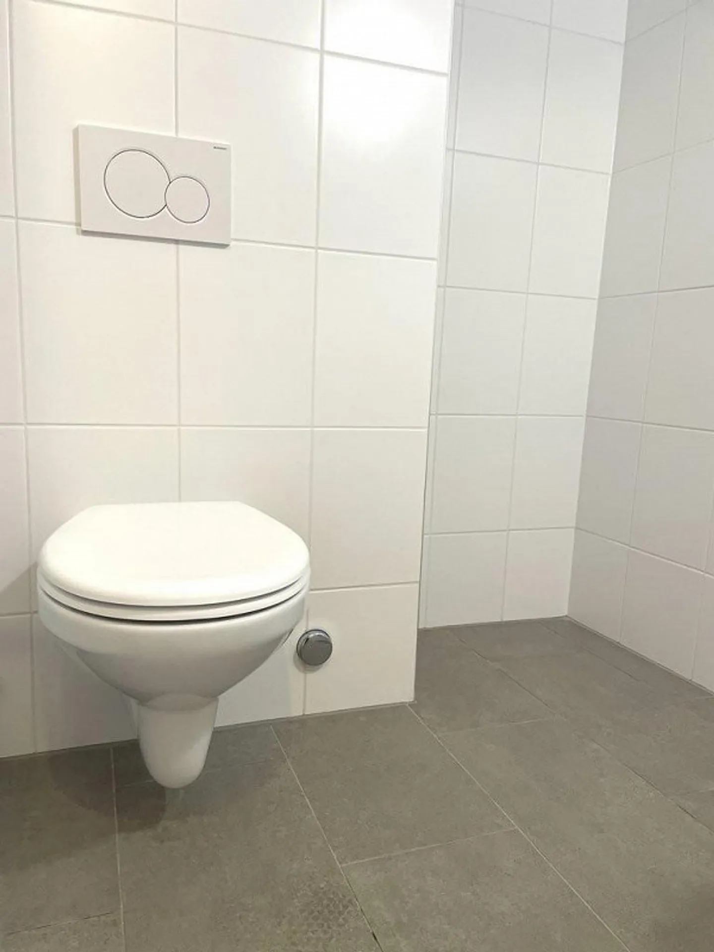 Close to international organizations with reduced rent for 3 years - Photo 9 of 12