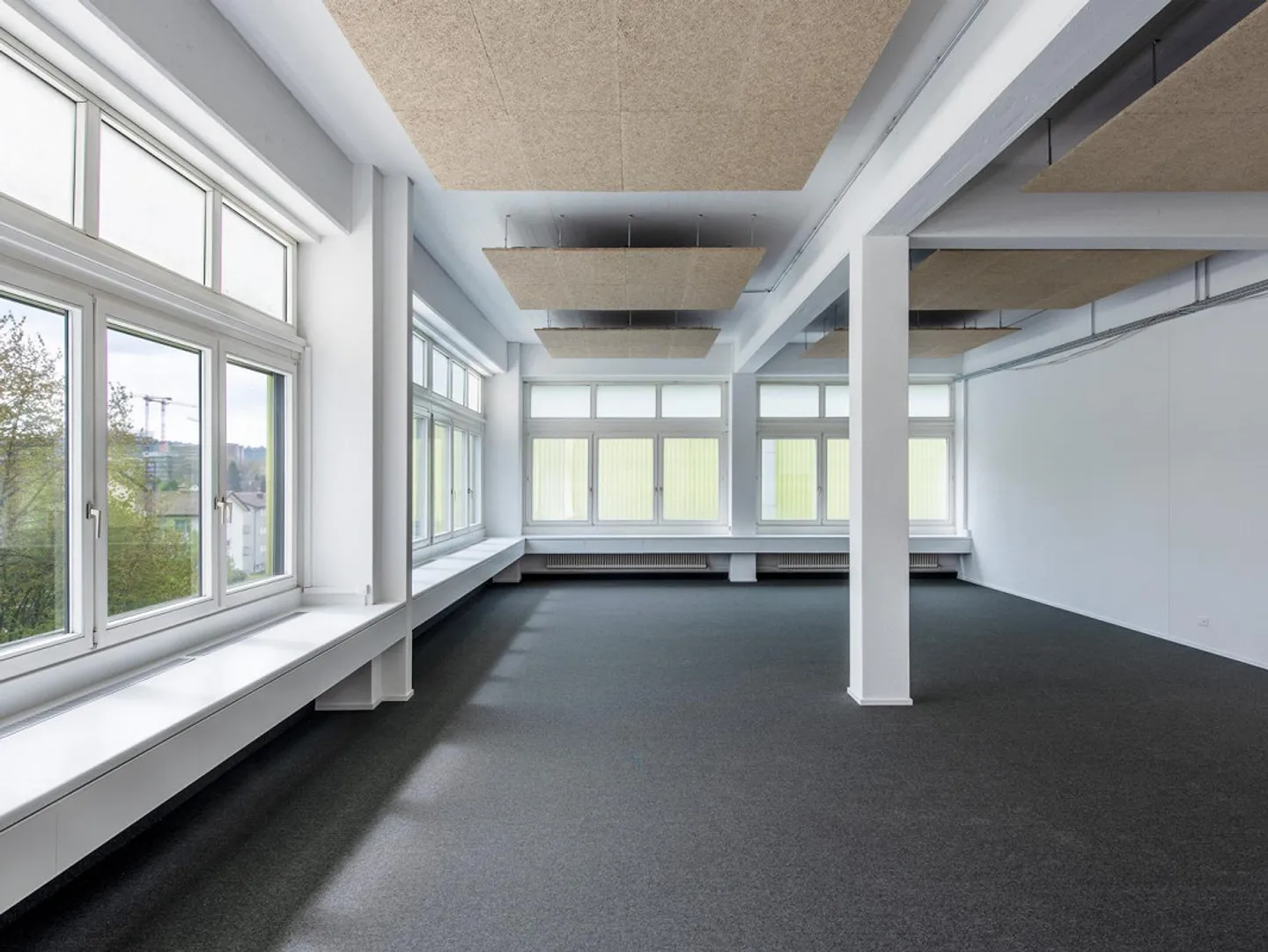 Spazio ufficio moderno di 134 m² nel complesso commerciale COMBO a Buchs AG - Foto 3 di 8