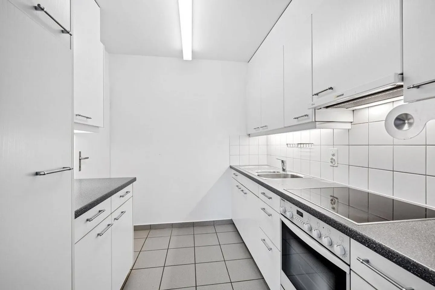 Emplacement central - Photo 2 sur 12