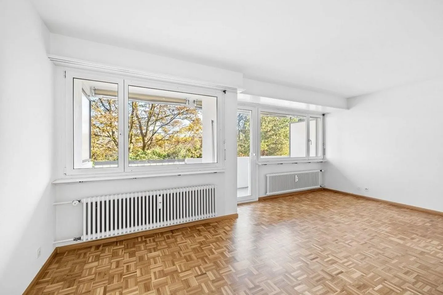 Emplacement central - Photo 3 sur 12