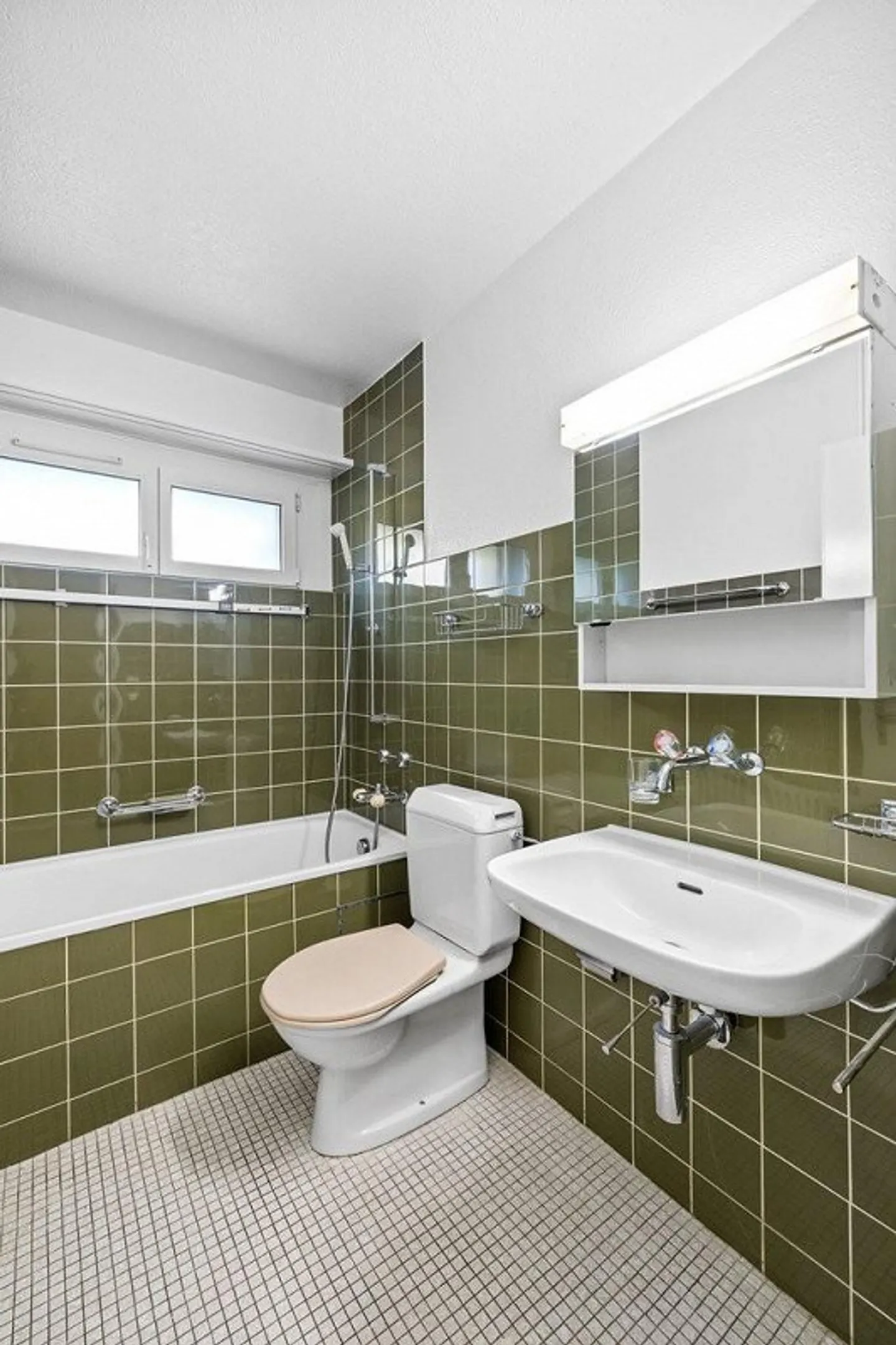 Emplacement central - Photo 8 sur 12