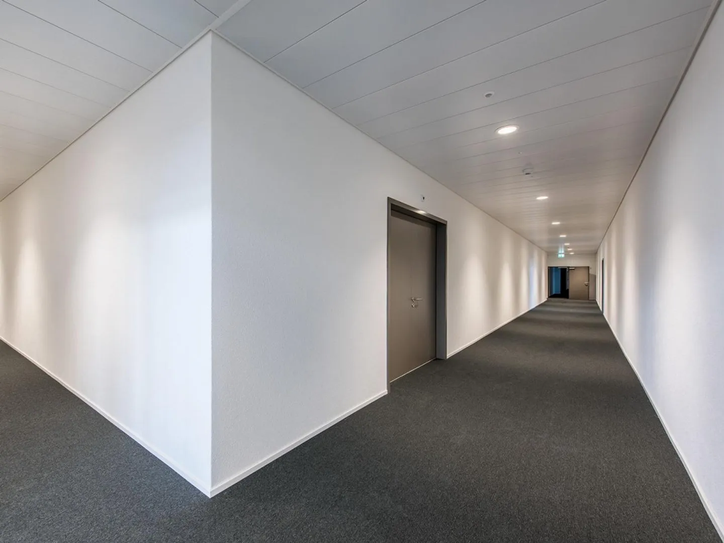 Spazio ufficio moderno di 134 m² nel complesso commerciale COMBO a Buchs AG - Foto 8 di 8