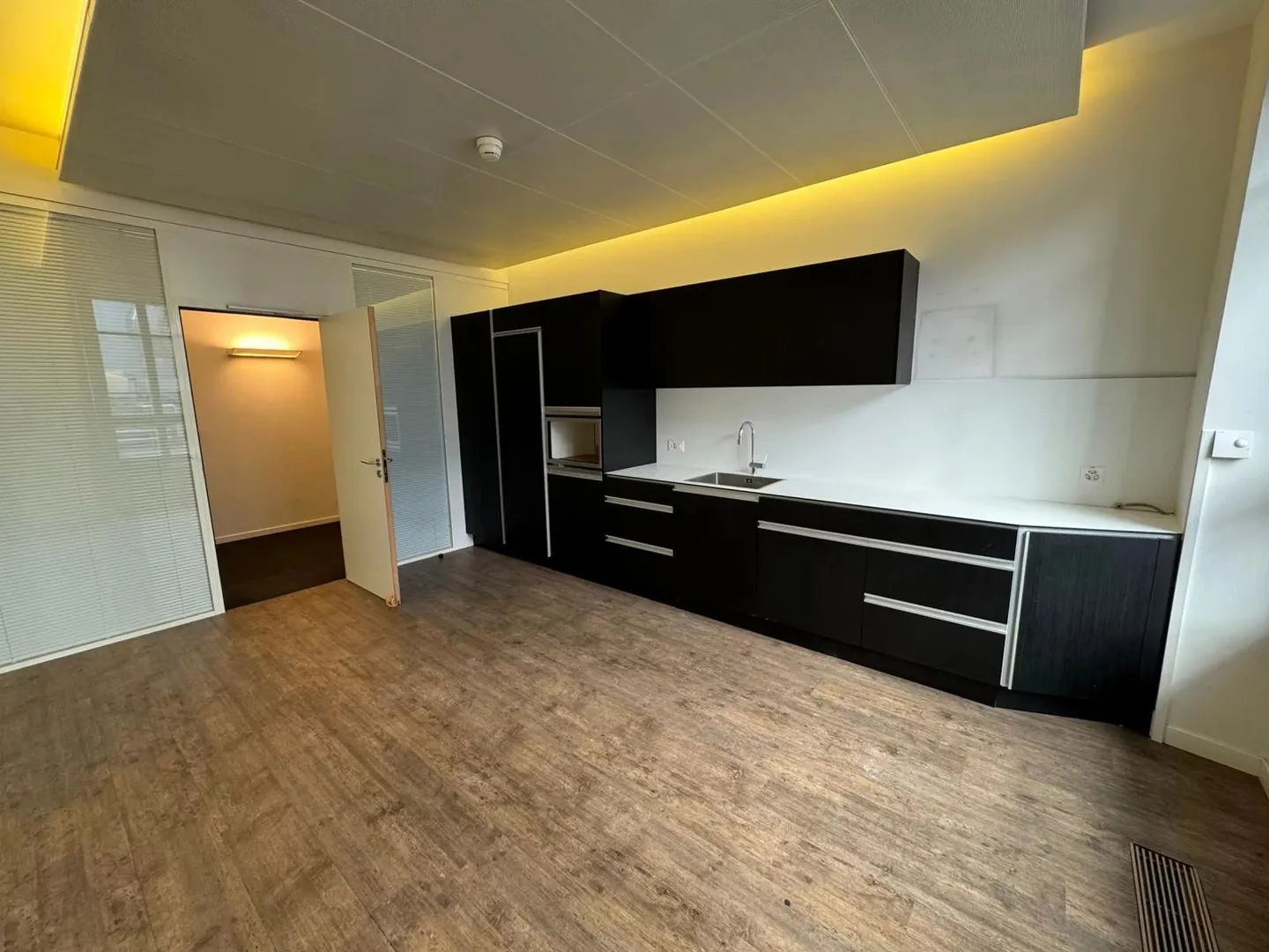 Espace de Bureau Modulaire au Centre-Ville - Photo 6 sur 6