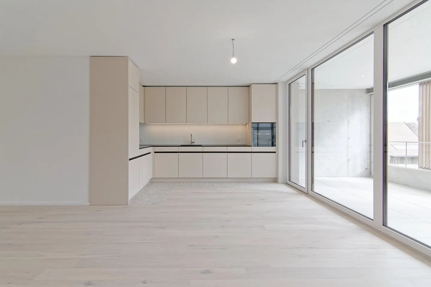 First Occupancy Bridge Scale: Living Space for High Demands - Photo 2 of 13