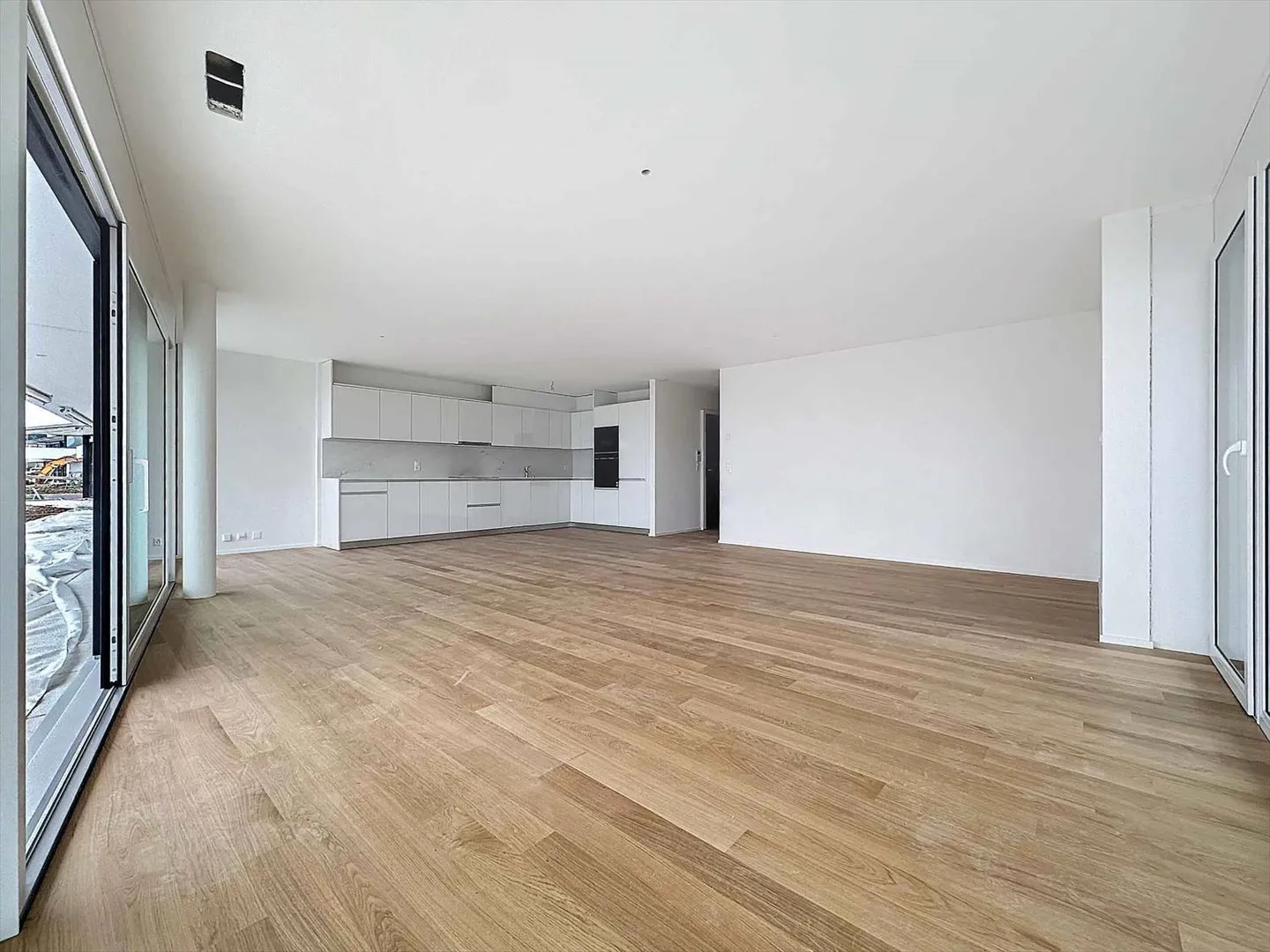 Nouvelle promotion : appartement de 5.5 pièces avec terrasse couverte et jardin - Photo 4 sur 12