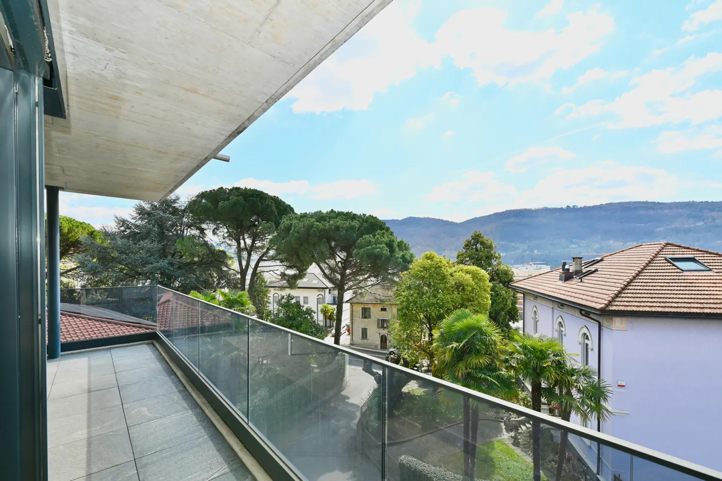 Appartamento moderno con terrazza - Foto 5 di 18