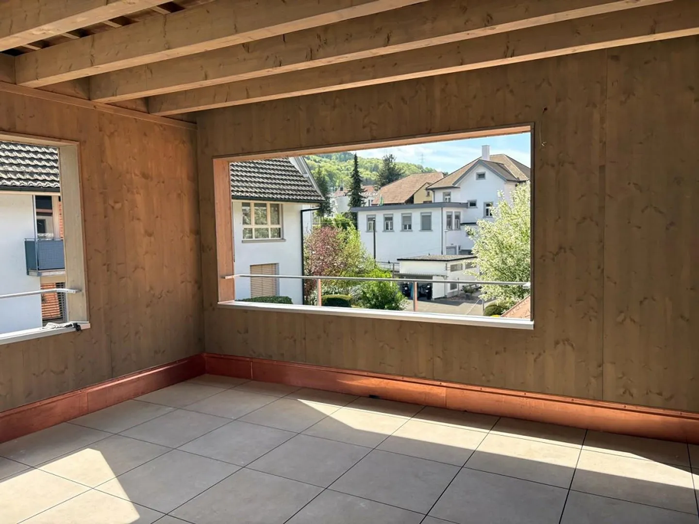 Luminoso appartamento su due livelli di 4 1/2 locali - Foto 2 di 10