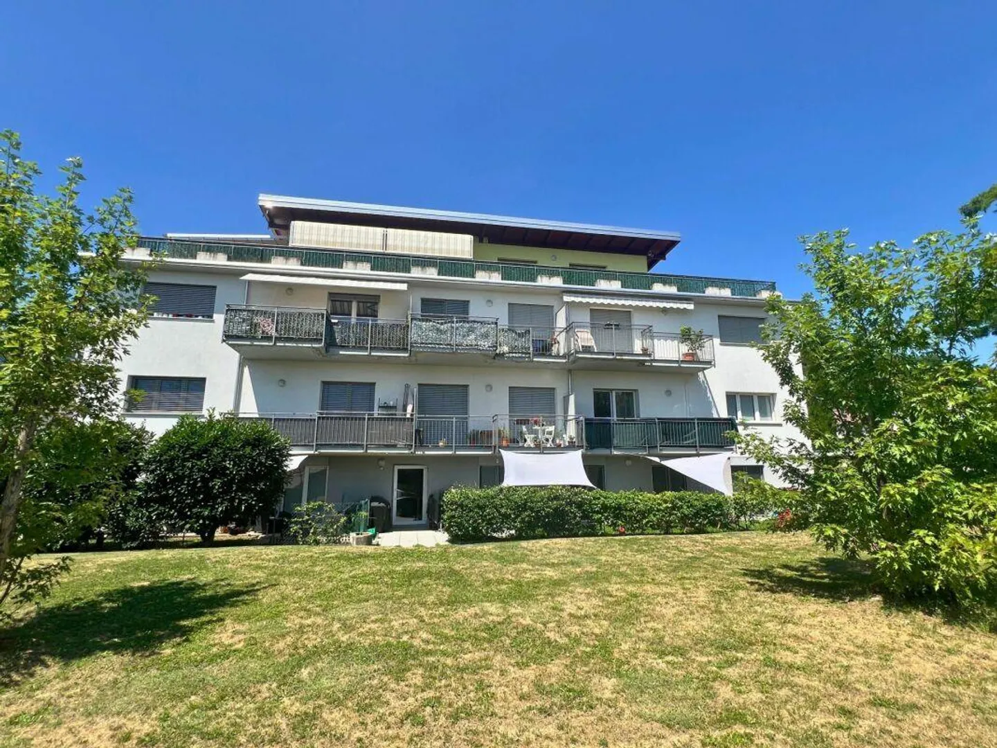 Appartement moderne avec jardin - Photo 9 sur 9