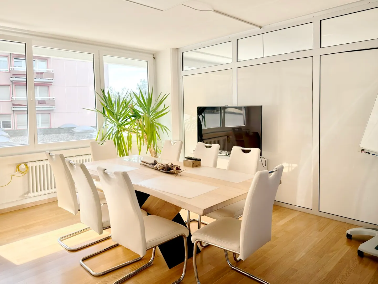 Modern Office Space in Lausanne - Photo 5 of 8