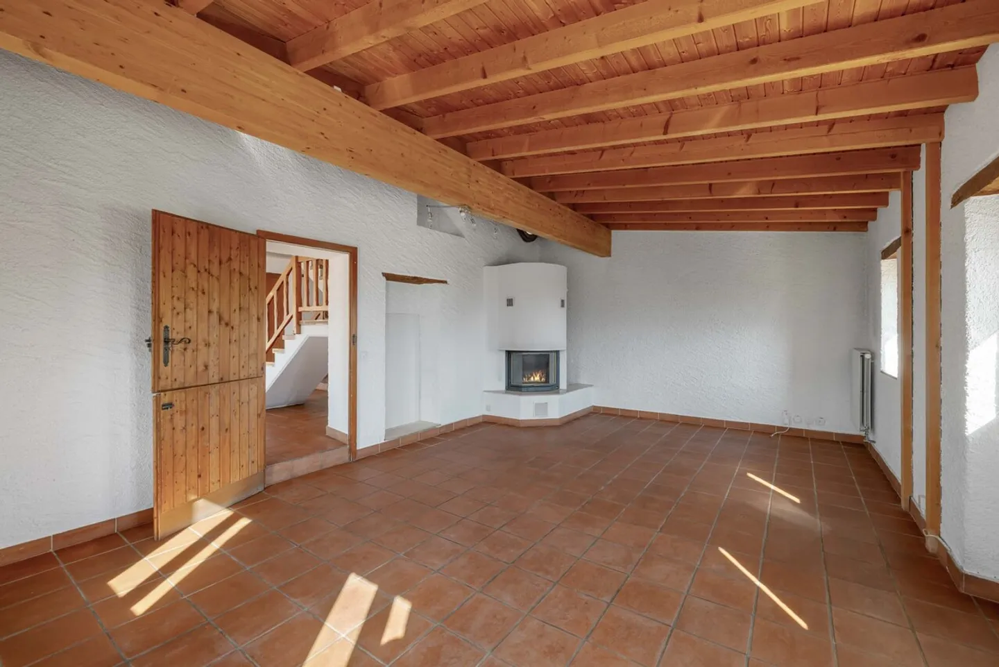 Casa nel villaggio con due appartamenti - Foto 1 di 12