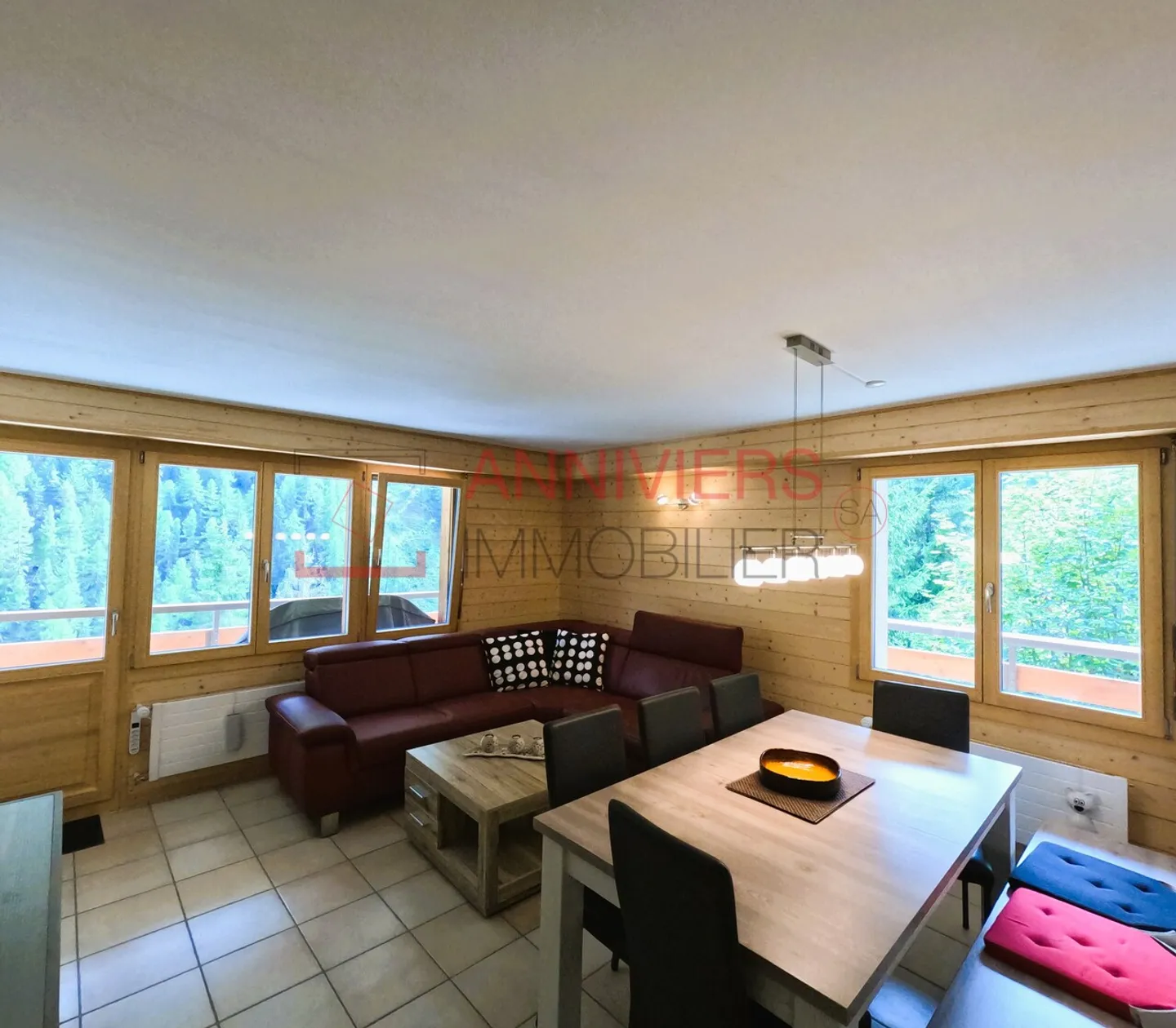 Charming 3.5 room renovated apartment with large balcony in Grimentz - Photo 4 of 30