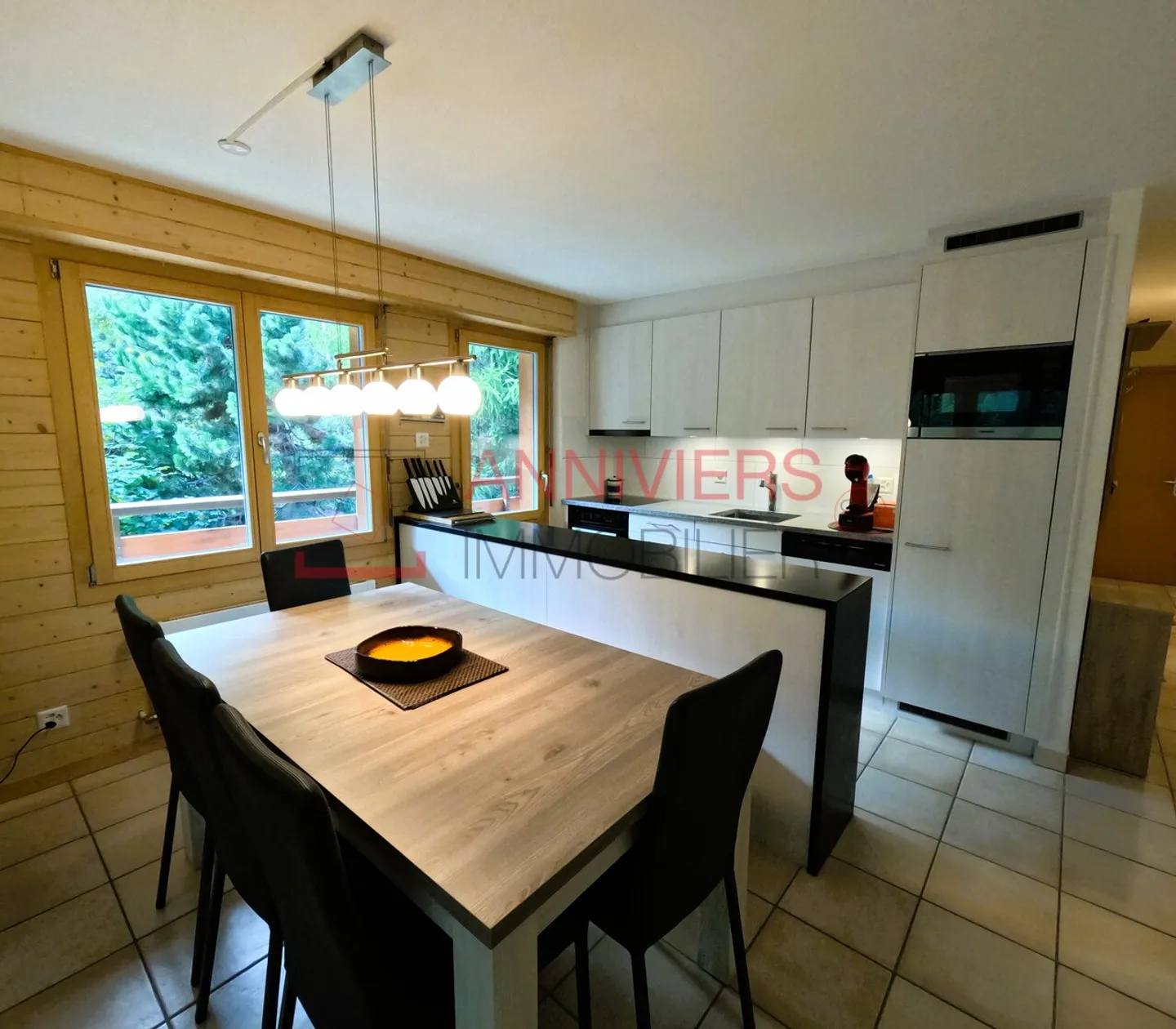 Charming 3.5 room renovated apartment with large balcony in Grimentz - Photo 5 of 30