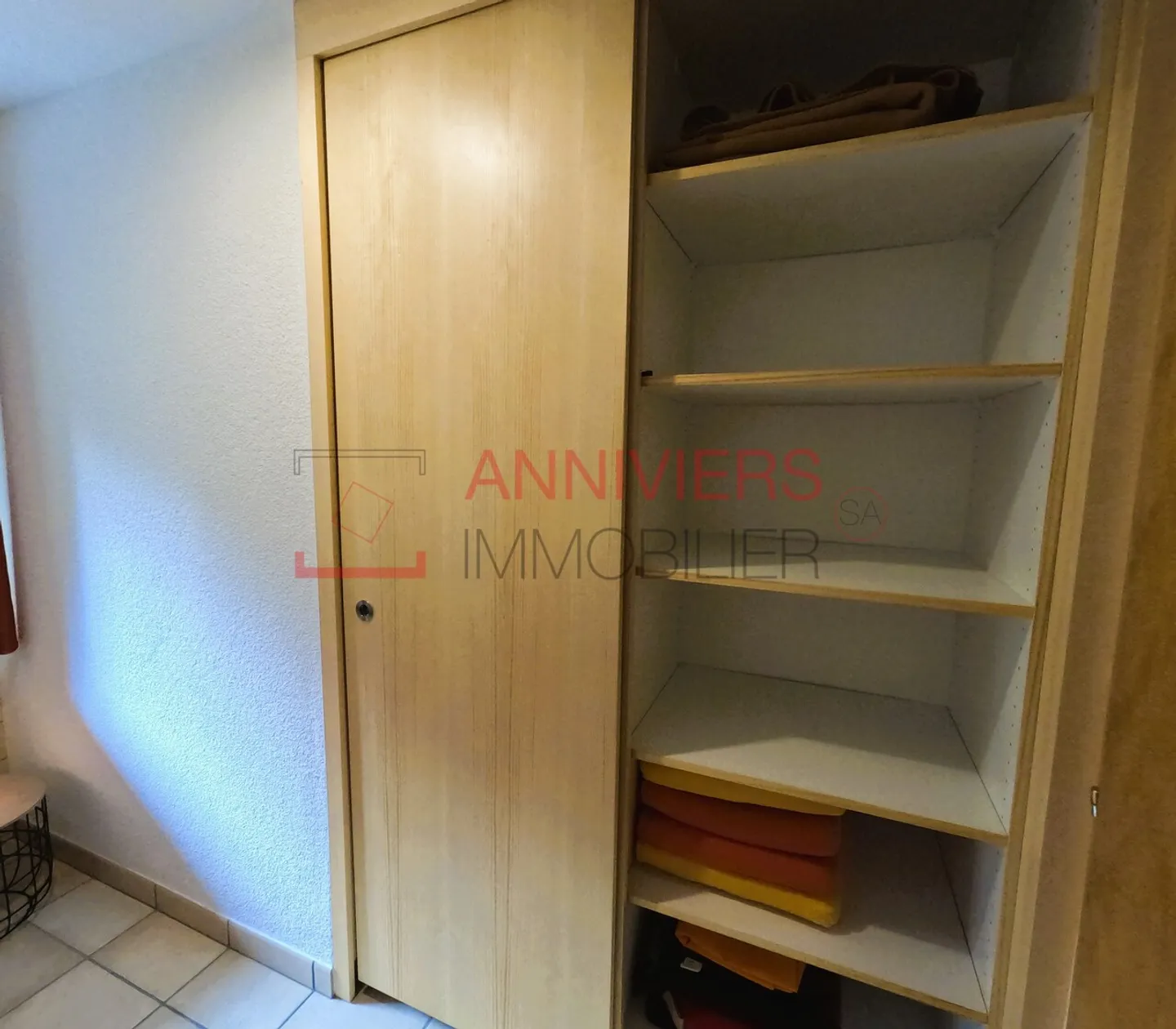 Charming 3.5 room renovated apartment with large balcony in Grimentz - Photo 15 of 30