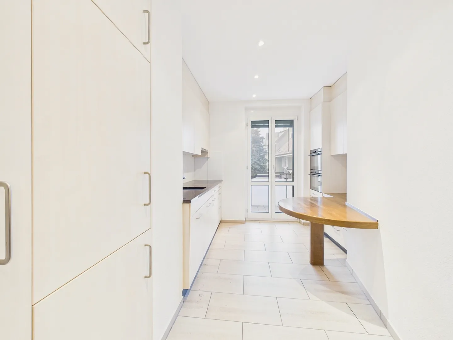 Centrally located 4.5-room apartment with 200 m2 large terrace + 18 m2 winter garden in St. Gallen - Photo 4 of 11