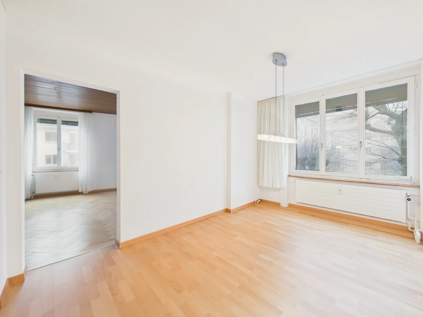 Centrally located 4.5-room apartment with 200 m2 large terrace + 18 m2 winter garden in St. Gallen - Photo 5 of 11