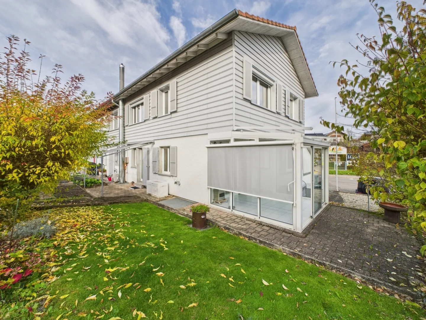 Charmante maison de ville de 4,5 pièces à Münchenbuchsee - Photo 1 sur 13