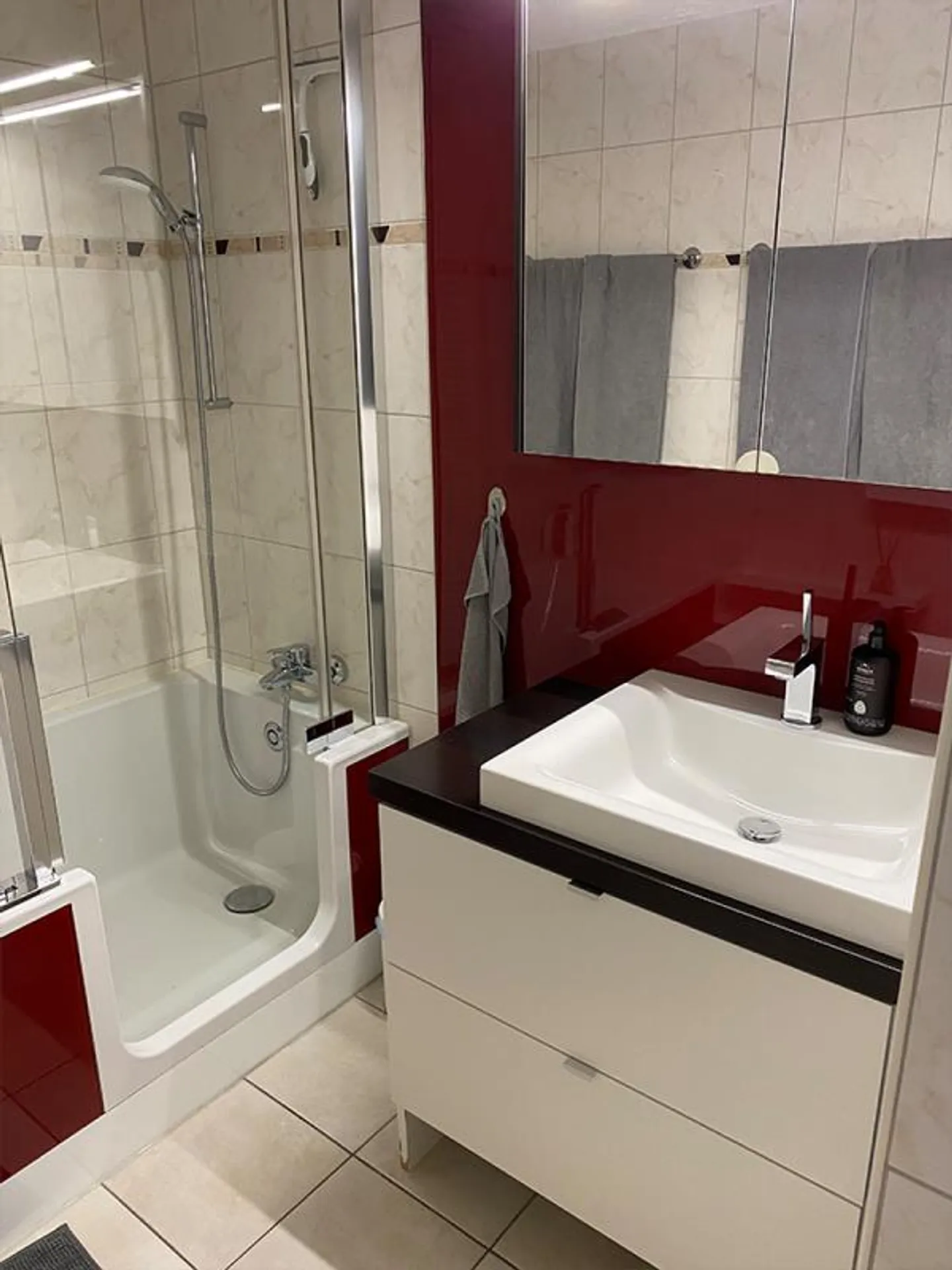 Moderno appartamento di 3 1/2 locali in prossimità immediata della seggiovia e delle piste da sci di fondo di Bünda - Foto 7 di 9