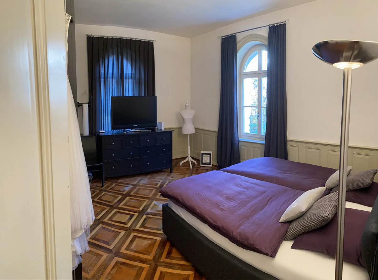 Appartamento al piano terra di 3 stanze in villa storica - Foto 6 di 9