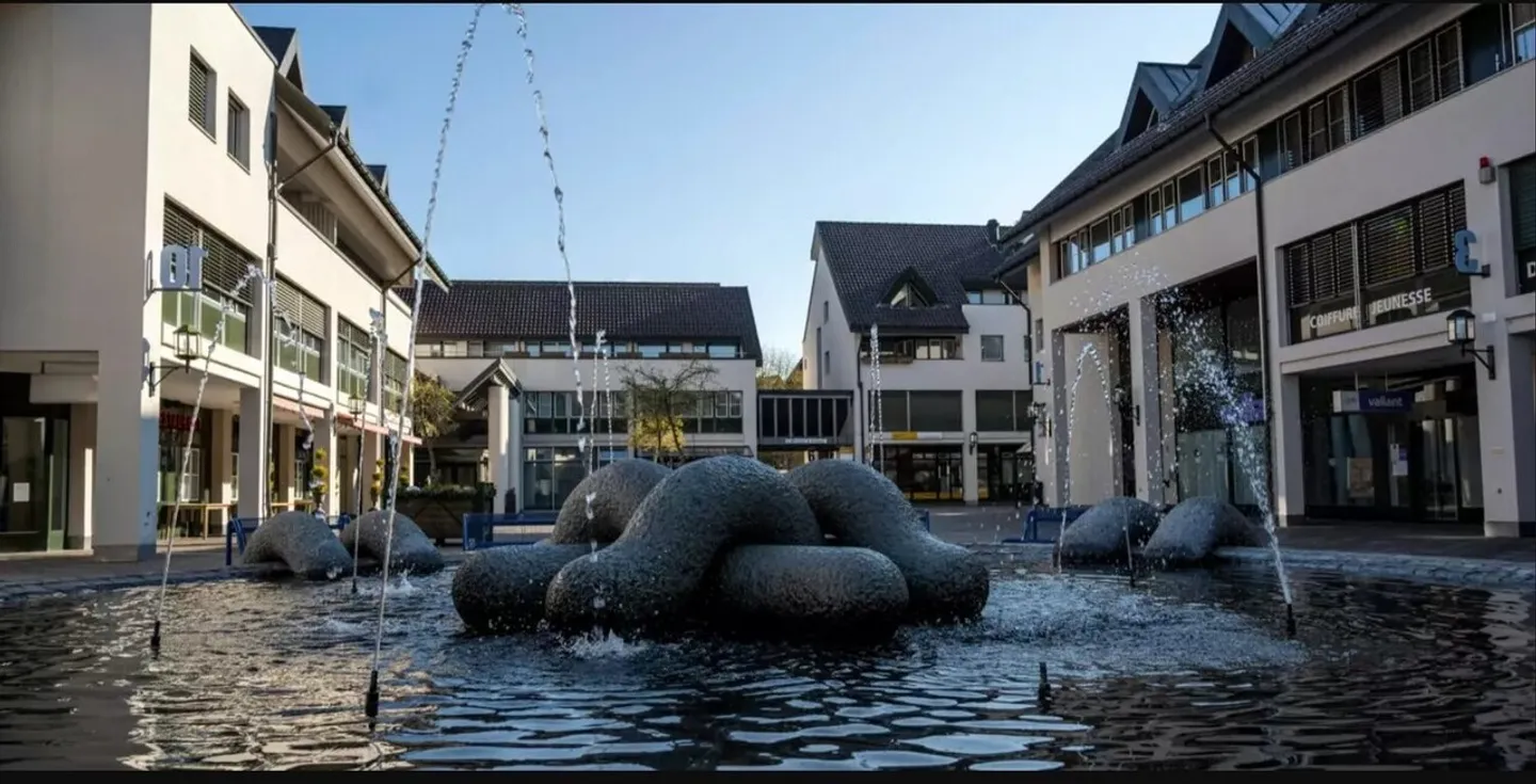 Appartamento versatile di 1,5 stanze nel cuore di Urtenen-Schönbühl - Foto 1 di 7