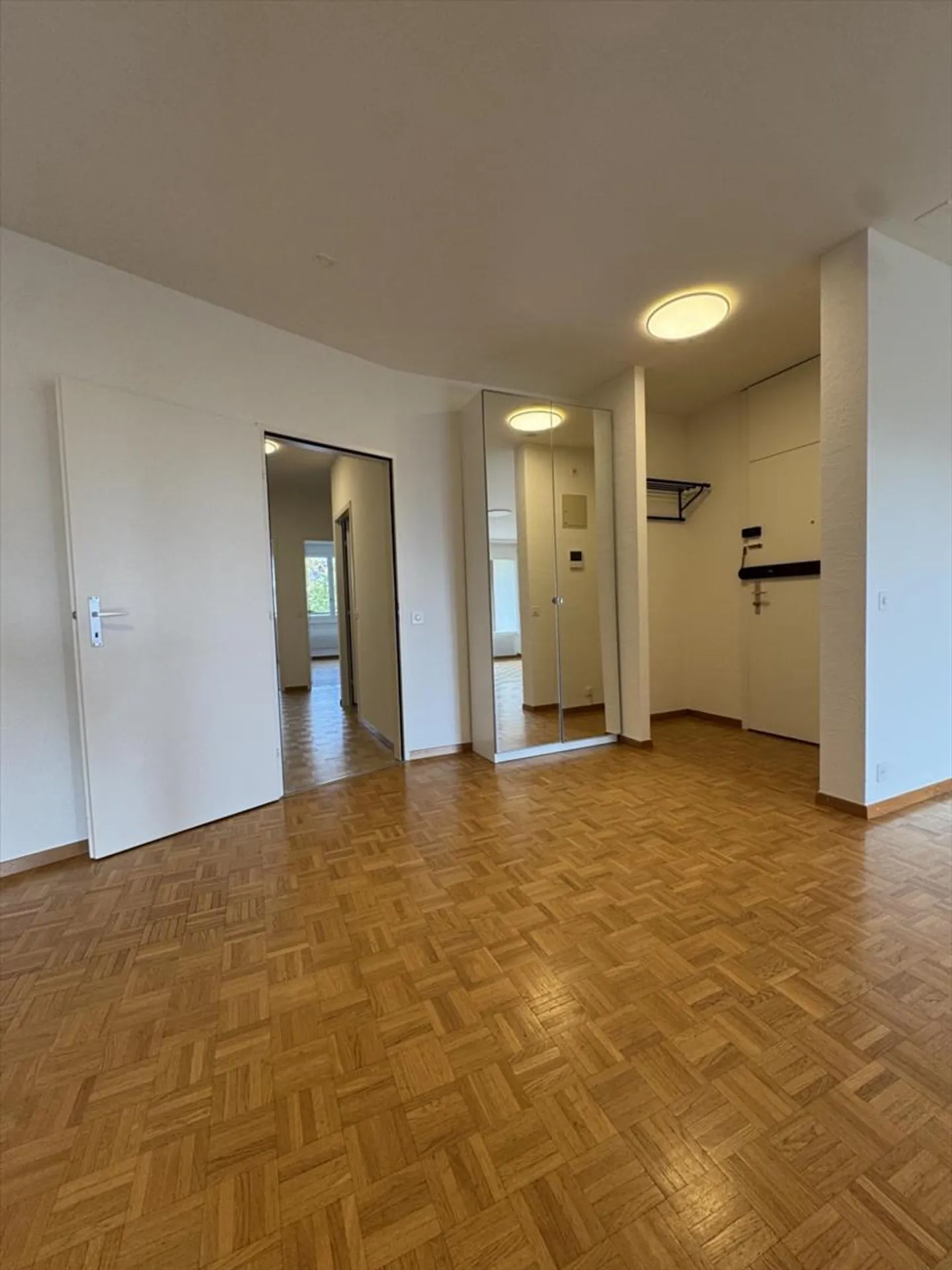 Apartment for rent in Petit-Saconnex - Photo 3 of 13