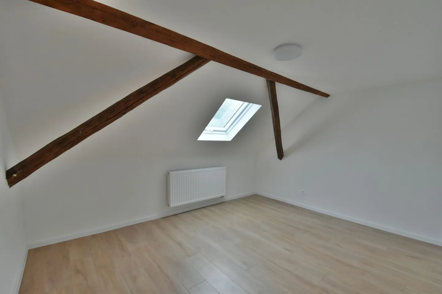 Wohnung mieten - Foto 3 von 8