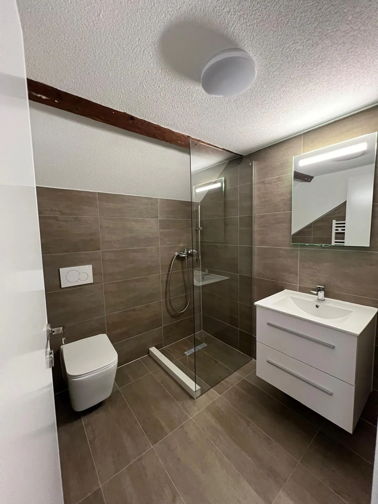 Wohnung mieten - Foto 6 von 8