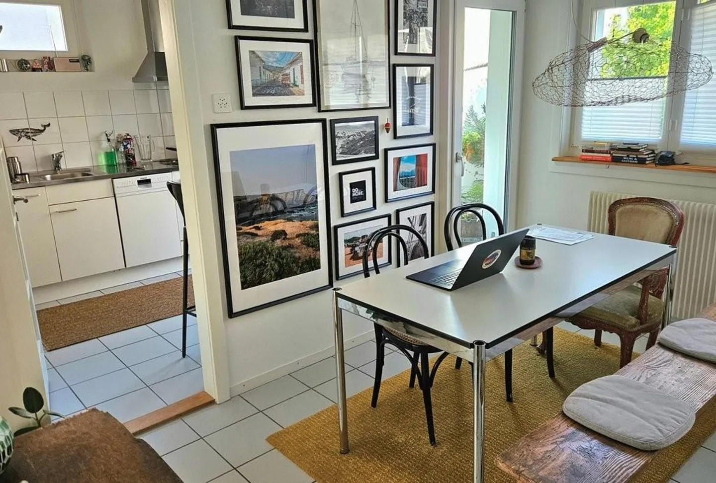 Appartement spacieux de 2,5 pièces à louer - Photo 3 sur 7