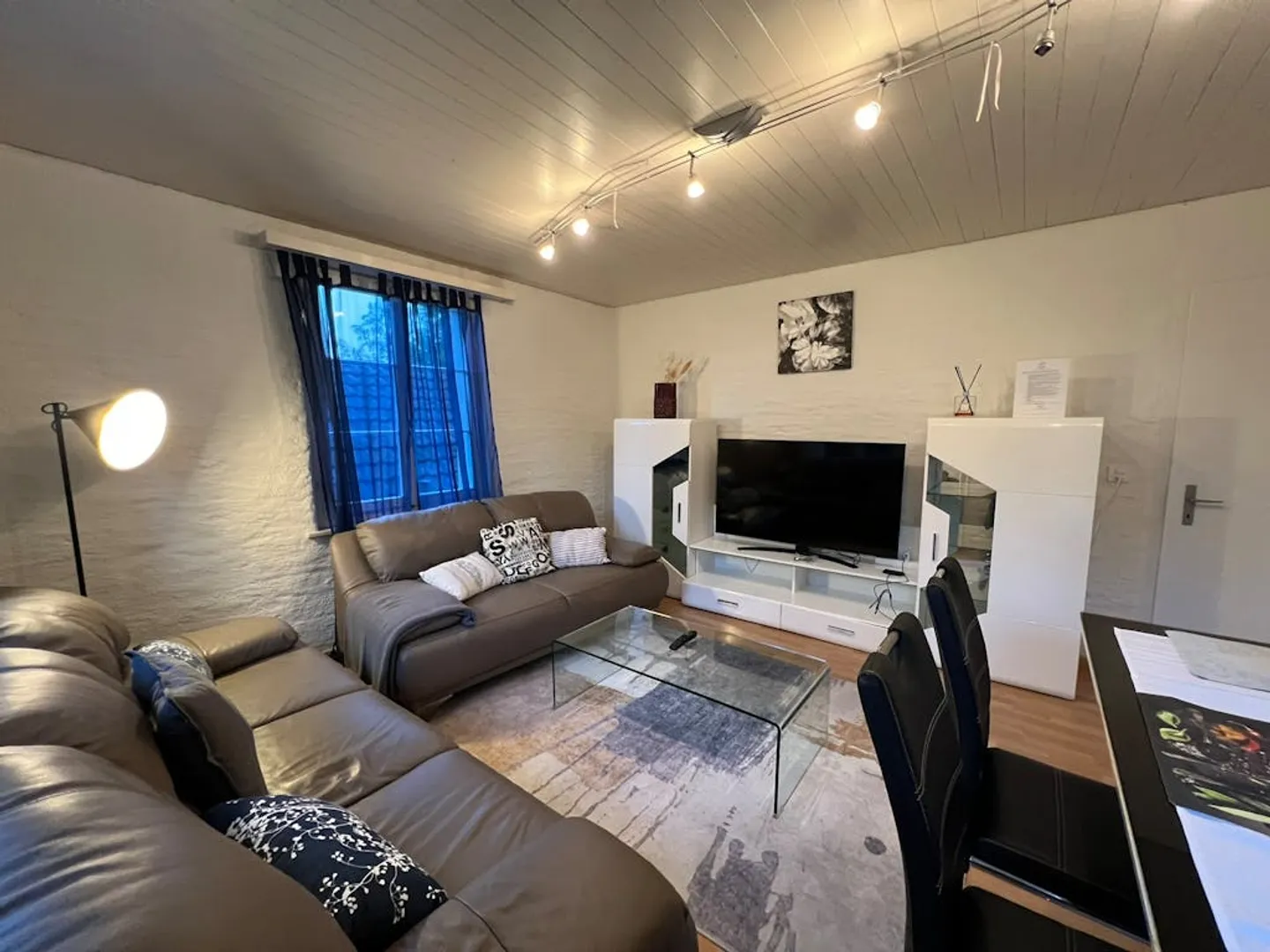 Apartment for rent - Photo 1 of 10