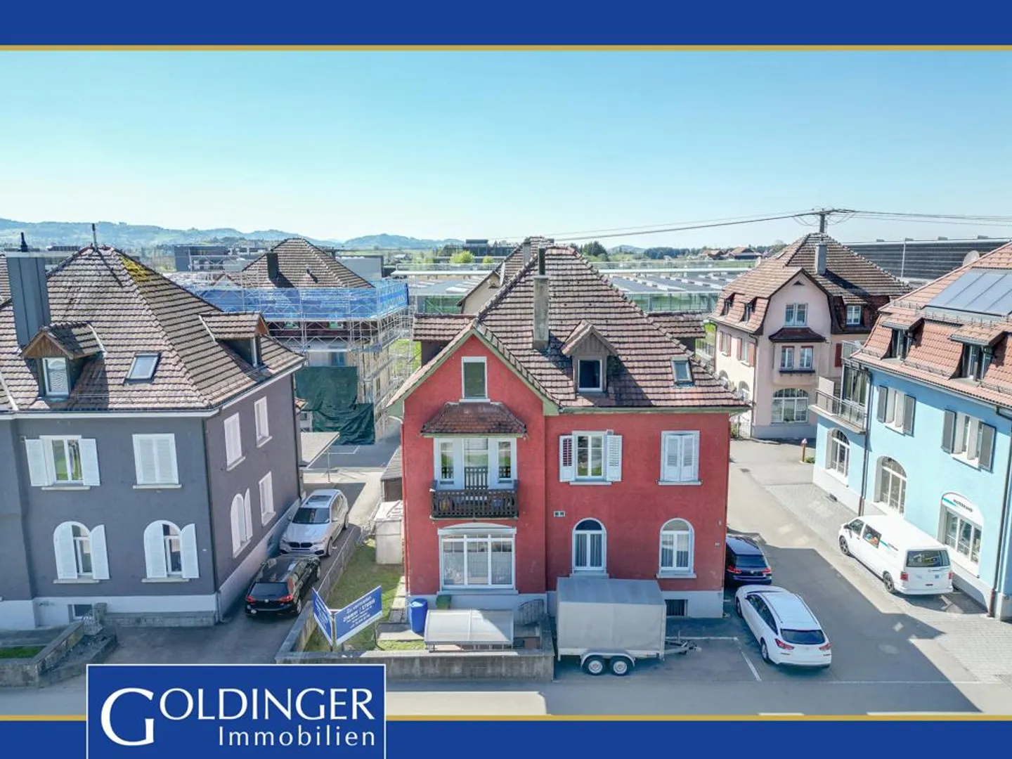 Multi-family house in a good location with versatile use - Photo 1 of 8