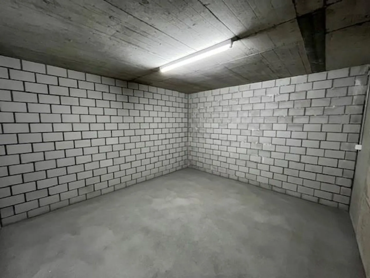 Storage/Craft Room - Photo 3 of 4