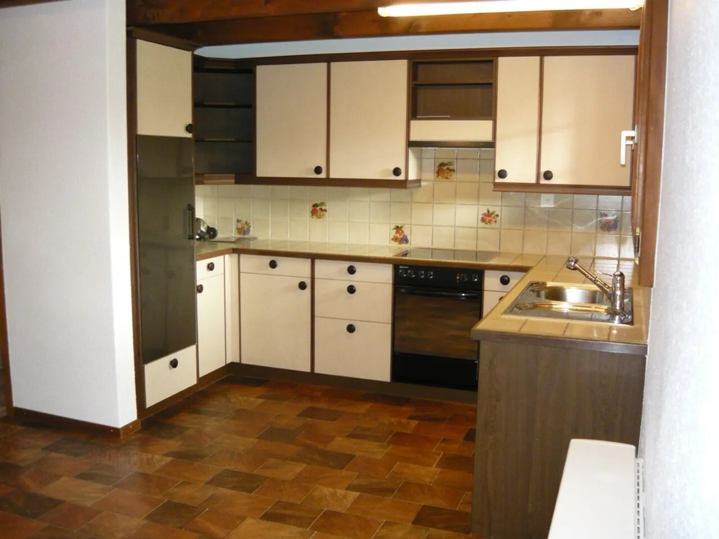 Loft abitativo affascinante - Vivere in tranquillità eppure centralmente a Utzenstorf - Foto 6 di 8